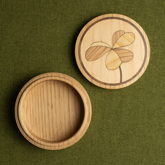 Traditional Oak Keepsake Box with Shamrock Marquetry, optional Personalised Engraving